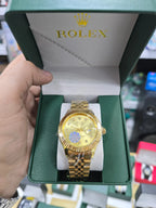Gold Luxury Style Watch for Men
